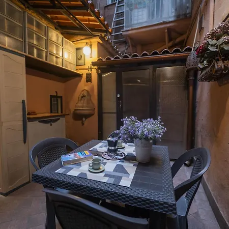 Romantic Nest By Piazza Navona Apartamento